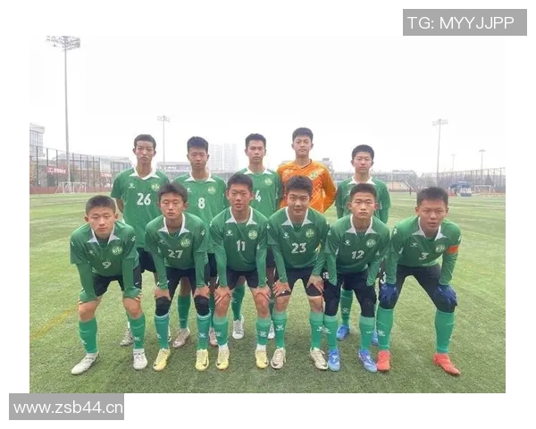 北京足球队在最新足球状态排行榜中荣登第六名展现强劲实力与潜力 北京足球队在最新足球状态排行榜中荣登第六名展现强劲实力与潜力