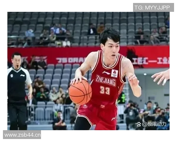 西安篮球队以53分稳居总决赛积分榜首位展现强劲实力